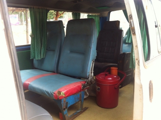 ขายด่วน!! รถตู้ toyota เครื่องนอก เครื่องแน่นดีมาก รถใช้งานทุกวัน เอกสารเล่มทะเบียนพร้อมโอน ขายด่วน!! รถตู้ toyota เครื่องนอก เครื่องแน่นดีมาก รถใช้งานทุกวัน เอกสารเล่มทะเบียนพร้อมโอน