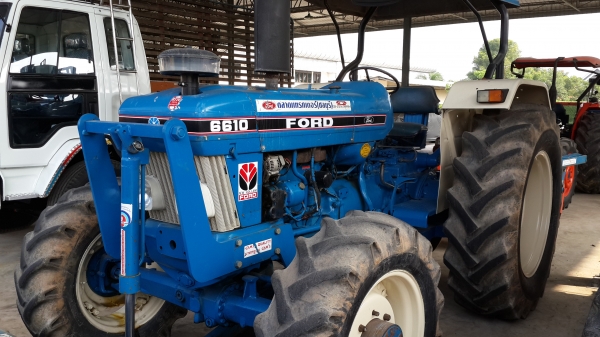 ขาย  ฟอร์ด 6610 เพลา ZF ปั้มกลม เสื้อลาย ราคา570,000 ใช้งานง่าย โทร 081-8507085 (เอ)