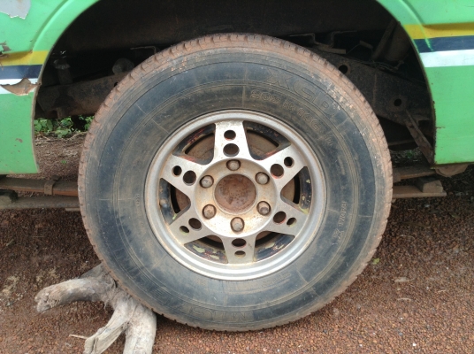 ขาย ISUZU KB เครื่อง 2500 ฝาทอง รถใช้งานอยู่ทุกวัน เพิ่งฟิตเครื่องมาใหม่ คัสซีสวย ล้อแม็ก ยางสวยทั้ง 4 เส้น ทะเบียนเต็มพร้อมโอน ราคาต่อรองได้ครับ ขาย ISUZU KB เครื่อง 2500 ฝาทอง รถใช้งานอยู่ทุกวัน เพิ่งฟิตเครื่องมาใหม่ คัสซีสวย ล้อแม็ก ยางสวยทั้ง 4 เส้น ทะเบียนเต็มพร้อมโอน ราคาต่อรองได้ครับ