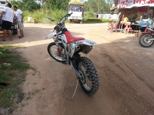 ขายด่วน ขี่ไม่ไหวรถแร็งมากตัวแต่งจากโรงงาน HONDA CRF250R