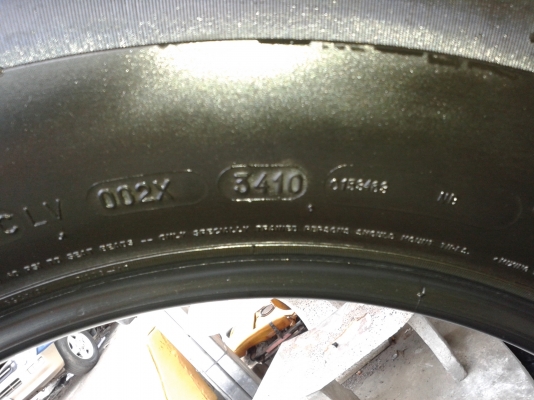 ขายยาง265 65 17MICHELIN   ปี10 ชุดละ2500