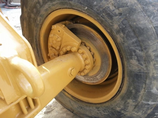 ขายขาดทุนด่วน  รถตัก910 580,000เหลือ480,000