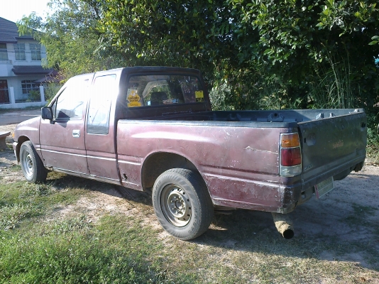 อีซูซุแคบ เดิมสวย ขายถูก พร้อมใช้ อีซูซุแคบ เดิมสวย ขายถูก พร้อมใช้