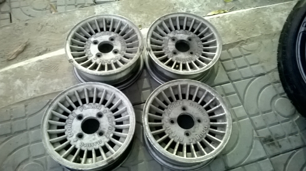 ขายล้อขอบ13 4รู114  ensure classic ชุดละ 4700