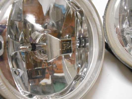 ขายสปอร์ตไลท์ IPF 4 นิ้ว 1คู่ สภาพนางฟ้าครับ 1800 บาท ขายสปอร์ตไลท์ IPF 4 นิ้ว 1คู่ สภาพนางฟ้าครับ 1800 บาท