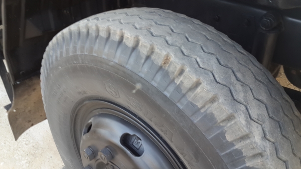 ขายด่วนรถบรรทุก 10 ล้อ 2 เพลาดั้ม มีสโล กระบะข้างเนียม ขายด่วนรถบรรทุก 10 ล้อ 2 เพลาดั้ม มีสโล กระบะข้างเนียม