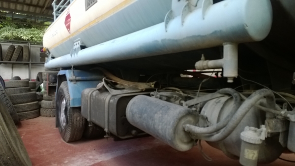 6ล้อน้ำมัน7000ลิตร FB112 รถใช้งานอยู...สภาพดี ถัง3ช่อง 6ล้อน้ำมัน7000ลิตร FB112 รถใช้งานอยู...สภาพดี ถัง3ช่อง