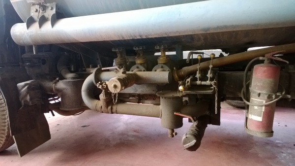 6ล้อน้ำมัน7000ลิตร FB112 รถใช้งานอยู...สภาพดี ถัง3ช่อง