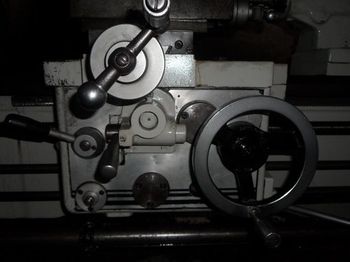 ขายครับขายเครื่องกลึง 7 ฟุต 4 เพลา มีเบรค ไต้หวัน ยี่ห้อ HERLIN สภาพซ่อมบำรุงใหม่