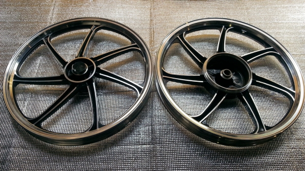 MAX  NOUVO MX  FINO  MIO ของใหม่เอี่ยมขอบ 17 ครับ 1550.- ราคานี้รวมส่ง  ฟรี  1ทั่วไทย