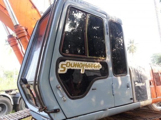 ขายอะใหล่ค่วน HITACHI EX200-3 ตัดวันนี้