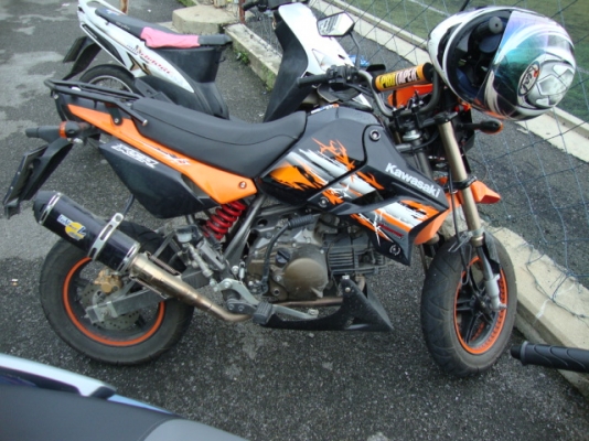 ขายksr สีส้ม ลายใหม่ รถออก ปี 2012 วิ่งน้อย 43800.- ขายksr สีส้ม ลายใหม่ รถออก ปี 2012 วิ่งน้อย 43800.-