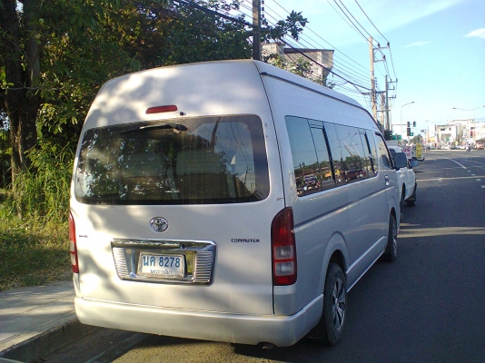 ขายดาวน์ รถตู้ โตโยต้าคอมพิวเตอร์ ปี2548 ต่อรองราคาได้ 0862465934