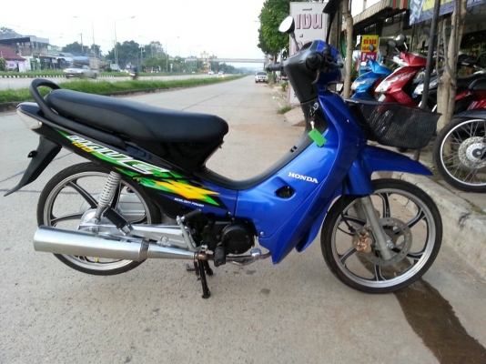 เวฟ 100