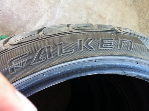 ขายยางFALKEN 245-35-20