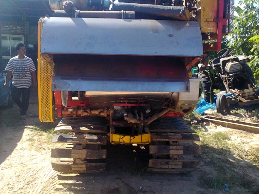 ขายรถเกี่ยวข้าวกระสอบเกษตรพัฒนา ช้างน้อยไวไฟ รถต้องเช็คประมาณ20,000บาท สามารถลงงานได้เลยครับ