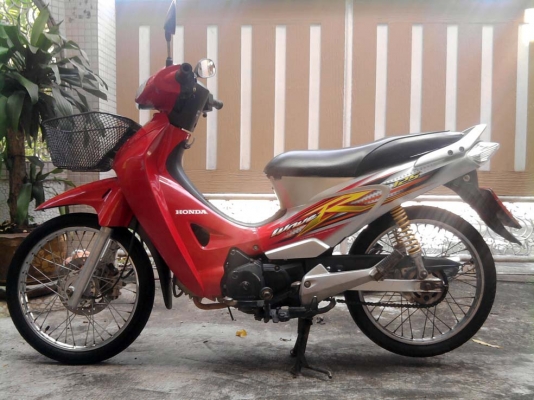 ขออนุญาติขาย HONDA WAVE 125R U-Box กุญแจใหญ่ 2 ชั้น รถบ้านๆเดิมๆ