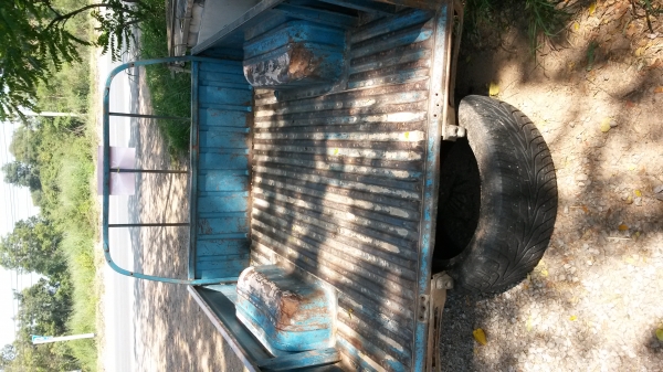 กระบะถอดดัสสันช้างเหยียบ ไฟนอน สภาพดี