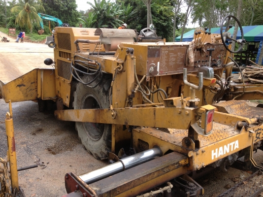 ขาย รถปูยาง HANTA