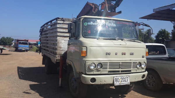 ขายรถ 6 ล้อ HINO ติดเฮี้ยบ 3 T เครื่อง WO6D