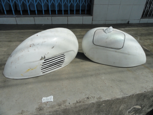 ขายเกะข้างเวสป้าและเสื้อสูบ64แท้