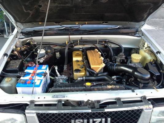 อีซูซุ ปี 93 victor II เครื่องดี สภาพสวย อีซูซุ ปี 93 victor II เครื่องดี สภาพสวย