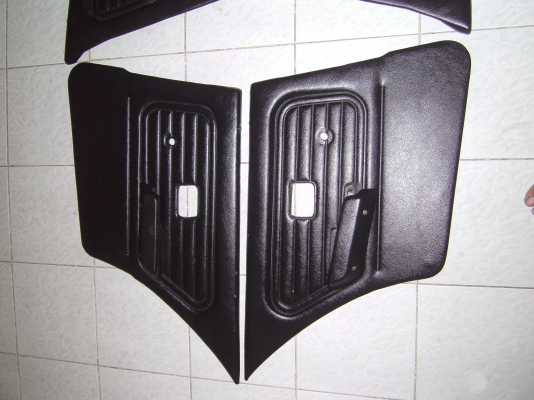 แผงประตูด้านใน BMW E30 ครบ 4 บาน ไม่มีรอยขาด