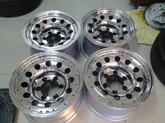 หยดน้ำ BOSS 15x8.5 ET-27