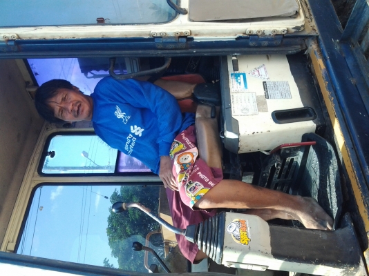 ขายแม็กโครKOMATSU PC-100 -5 รถสวยพร้อมใช้เอกสารอินวอยไฟฟ้าเต็ม