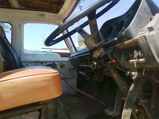 สิบล้อ สองเพลา NISSAN UD CW 30M เครื่อง 240 แรงม้า เครื่องดี คัสซีสวย ยางขนาด1000 ยางดีทุกเส้น ชอบราคาเท่าไรต่อรองได้ครับ