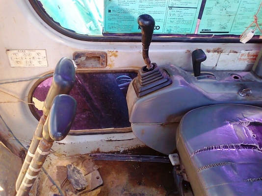 รถแบคโฮ KOBELCO SK200 M5 รถสวย ระบบไฟฟ้าครบ มีทะเบียน บูมสวย อาร์มสวย ไม่มีปะ.