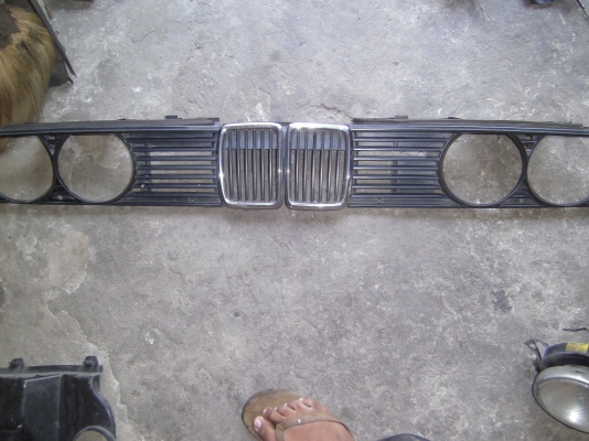 กะจังหน้า BMW E30