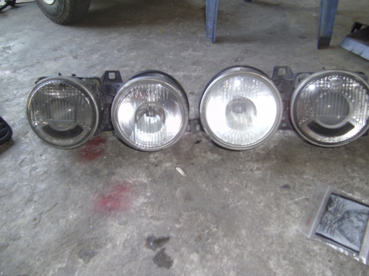 ไฟหน้า BMW E30