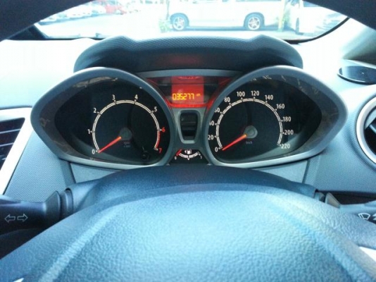 ขายด่วน FORD FIESTA 1.6 LIMITED EDITION 2011