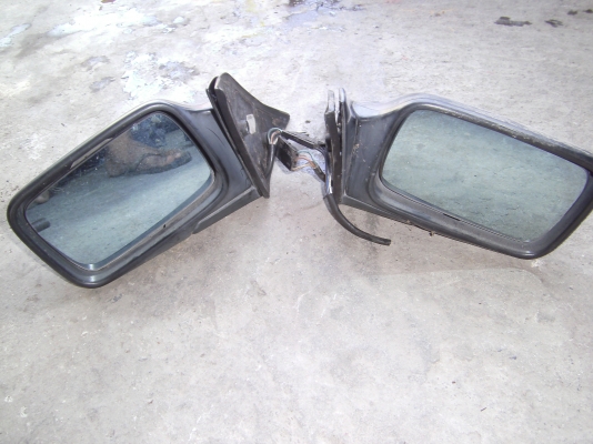 กระจกมองข้าง BMW E30