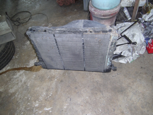 หม้อ น้ำ BMW E30