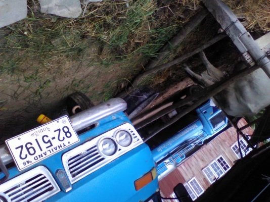 ขายรถหกล้อเล็ก หัวแคชซี เครื่องยนต์ 74 สภาพเดิมๆ แห้งๆ แซสซีสวยไม่ผุ สีไม่เคยทำ ยางสวย  เครื่องแน่นๆ  สตาร์คติดง่าย เบรคดีมาก ทะเบียนต่อ 58