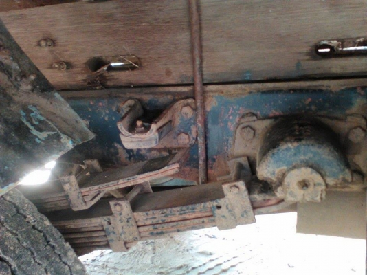 ขายรถหกล้อเล็ก หัวแคชซี เครื่องยนต์ 74 สภาพเดิมๆ แห้งๆ แซสซีสวยไม่ผุ สีไม่เคยทำ ยางสวย  เครื่องแน่นๆ  สตาร์คติดง่าย เบรคดีมาก ทะเบียนต่อ 58