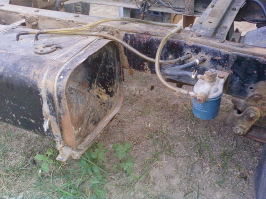 ขายรถหกล้อเล็ก หัวแคชซี เครื่องยนต์ 74 สภาพเดิมๆ แห้งๆ แซสซีสวยไม่ผุ สีไม่เคยทำ ยางสวย  เครื่องแน่นๆ  สตาร์คติดง่าย เบรคดีมาก ทะเบียนต่อ 58