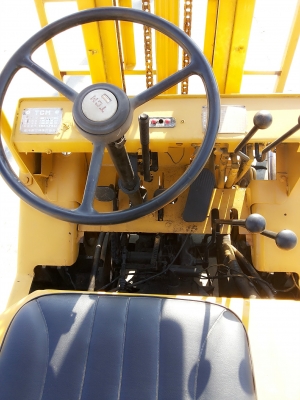 ขายรถ โฟล์คลิฟท์ TCM FD20เครื่องNISSAN DIESEL4สูบ เจ้าของขายเอง021918068เป็นเอกวัสดุภัณฑ์