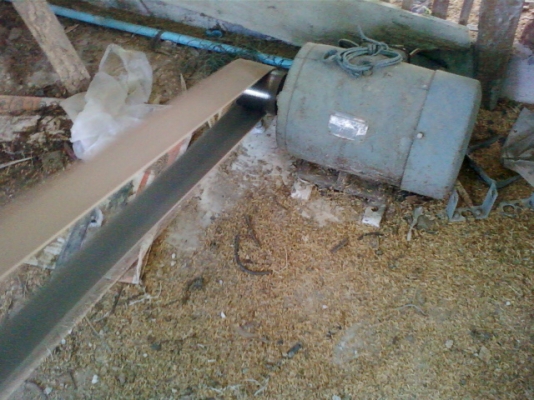 ขายโรงสีข้าว สี่ข้าวได้ประมาณวันละ 20กระสอบ