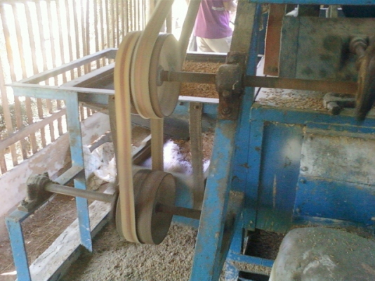 ขายโรงสีข้าว สี่ข้าวได้ประมาณวันละ 20กระสอบ