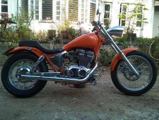 suzuki 2 สูบ 400 cc สวย ทะเบียนโอนขอแลก