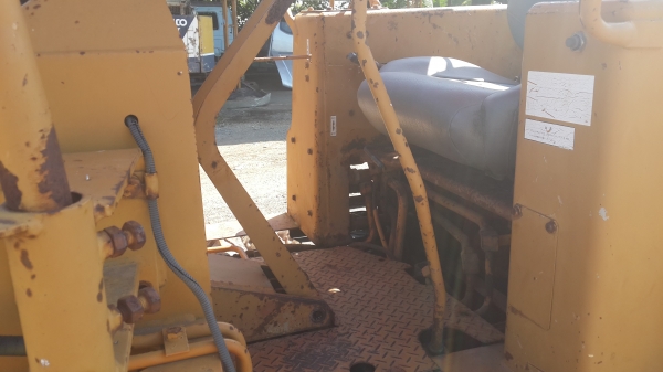 ขายด่วนรถดัน KOMUTSU D20-5 สไล 6 ทิศทาง