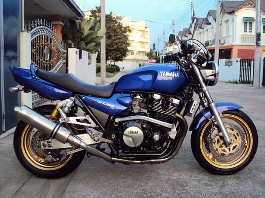 ขาย xjr1200 อินวอย พร้อมของแต่ง สวยๆ 87.000