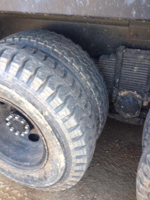 ขายรถสิบล้อ HIno Fm3m  ปี39 ดั้ม สามมิตรรอนเฉียง รถพร้อมใช้งาน