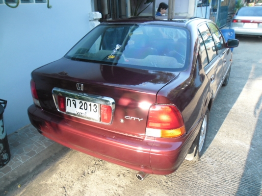 ต้องการขายhonda city สวยๆ ต้องการขายhonda city สวยๆ