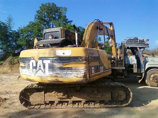 รถแบคโฮ CAT 312 V2 รุ่น บูม อาร์มยาวพิเศษ รถสวยสีเดิม ๆ พร้อมใช้งาน มีทะเบียนครบ.