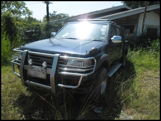 ปิ๊กอัพ 4 ประตู สภาพสวยๆ น่าใช้ ปิ๊กอัพ 4 ประตู สภาพสวยๆ น่าใช้