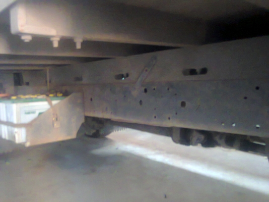 ขายรถ ISUZU หกล้อ NKR110แรง สภาพสวยเดิมๆจากห้าง มีหลังคาเจ้าของขายเองครับ ราคา380000บครับ